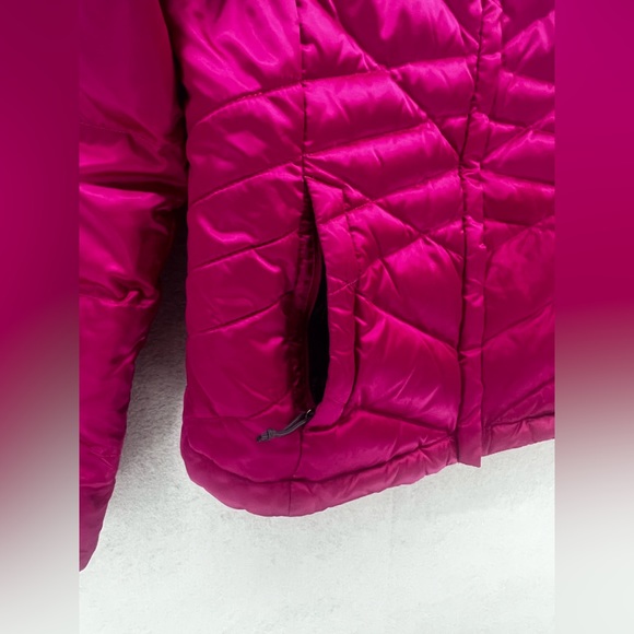 Women’s NorthFace 550 Chevron Puffer Jacket- Pink-‎ Size Small G16 - Picture 4 of 10